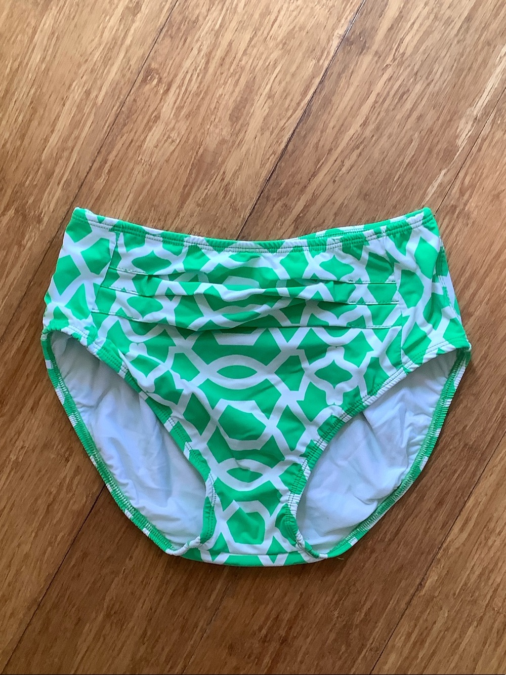 Tara Grinna High -Waist Swim Bottoms in Green Geometric Print